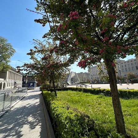 Apartamenty Pl. Wolnosci 6 Познань Екстер'єр фото